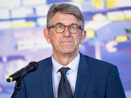 Kritik an Kulturstaatsminister: Weimer sagt Rundgang auf  Leipziger Buchmesse ab